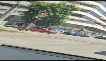 Bursa'da iki otomobil çarpıştı!