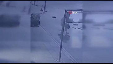 Bursalı Şener Şen'in minibüsü çalındı