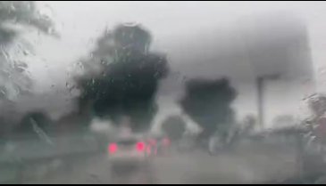 Bursa'da şiddetli sağanak yağışta trafik karıştı