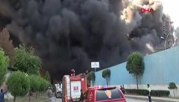 Manisa'da geri dönüşüm tesisinde yangın!