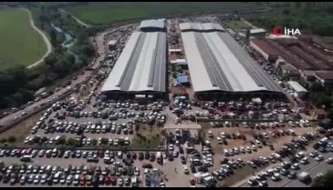 Bursa'da kurbanlığı çocuk gibi yürüttüler
