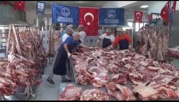 İstanbul'da 10 bin aileye kurban eti dağıtımı başladı