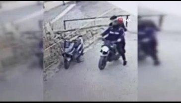 Bursa'da motosikletle gelip motosiklet çaldılar