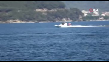 Çanakkale Boğazı'nda 85 kaçak göçmen ile 2 göçmen kaçakçısı şüphelisi yakalandı