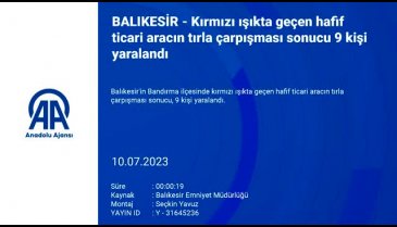 Balıkesir'de kırmızı ışıkta geçen araç tırla çarpıştı! 9 kişi yaralandı