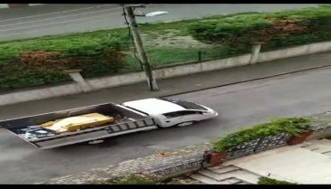 Bursa'da o mahalledeki hurdacılar vatandaşı bezdirdi