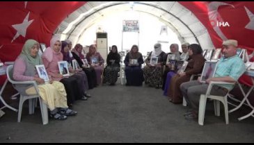 Evlat nöbetindeki anne: Okurken kaçırıldı, o da gazeteci olacaktı