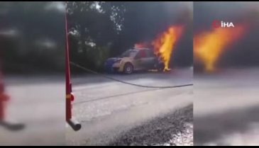 Bursa'da yarış otomobili alev alev yandı!