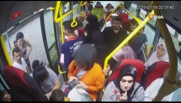 Bursa'da otobüsteki tesettürlü kıza hakaret etti!