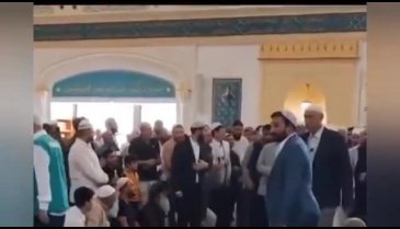 Menzil cemaati, Muhammed Saki Elhüseyni'i camide böyle karşılandı