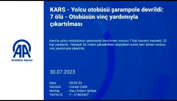 Bursa'dan Kars'a giden yolcu otobüsü şarampole devrildi! Ölü ve yaralılar var
