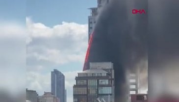 İstanbul'da 17 katlı iş merkezinde yangın! -2