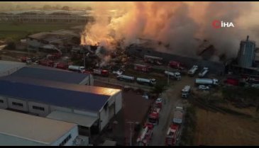 Bursa'da 10 ayrı fabrikayı küle çeviren yangın görüntülendi