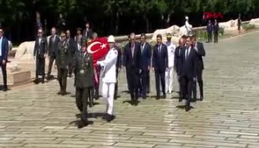 Cumhurbaşkanı Erdoğan ve YAŞ üyeleri Anıtkabir'de