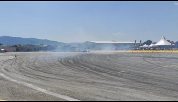 Bursa'da drift heyecanı! Sürücüler lastik yaktı Bursalılar ilgi ile takip etti -2