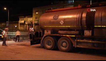 Ankara yolunda gece mesaisi sürüyor