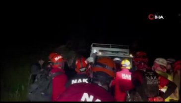 Bursa'da 20 metre yükseklikten dere yatağına düştü!