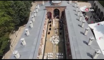 Bursa'da atık kumaşlar kıyafete dönüştü