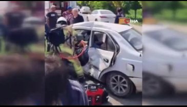 Bursa'da trafik kazasında iki kişi hayatını kaybetti
