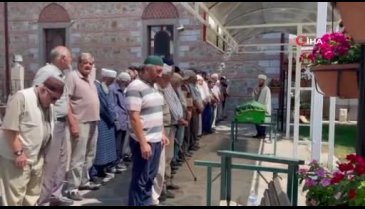 'Kısa mesafe' kavgasında hayatını kaybeden Faslı adam Bursa'da defnedildi