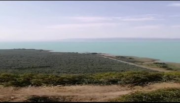 İznik Gölü turkuaz renge büründü