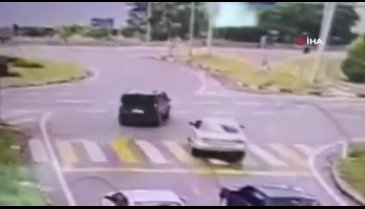 Giresun'da kırmızı ışık ihlali yapan tır kazaya neden oldu! 2 ölü
