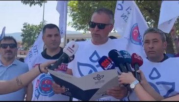 Hürriyetçi Eğitim Sen Bursa Şubeleri bir günlüğüne iş bırakıyor