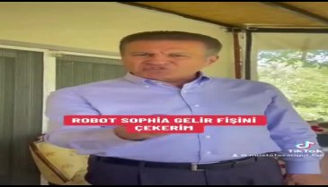 Mustafa Sarıgül'den robot Sophia'ya: Fişini çekerim senin