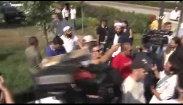 Ekrem İmamoğlu'nun korumalarının vatandaşı darp ettiği iddia edildi