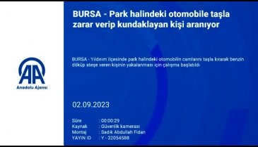 Bursa'da husumetlisinin aracını taşlayıp camını kırarak ateşe verdi!