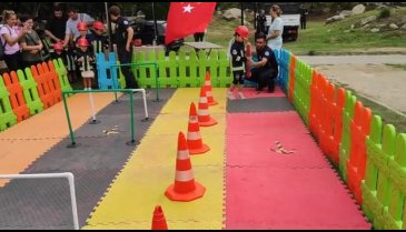 Bursa Büyükşehir Belediyesi'nden çocuk şenliği -2