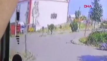 Bursa'da otomobil ile motosikletin çarpıştığı kazada 1 kişi yaralandı