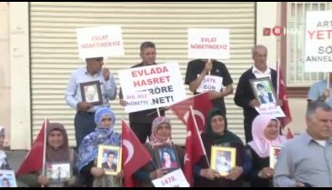 Diyarbakır'da evlat nöbetine bir aile daha katıldı!