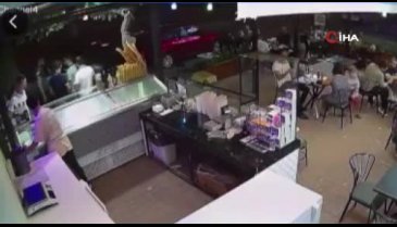 Bursa'da kadına sözlü tacizde bulundu! Cadde boks ringine döndü