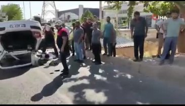 Şanlıurfa'da devrilen otomobilin sürücüsü yaralandı!