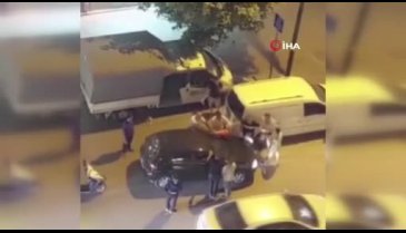Bursa'da bir kişi yol kenarındaki dubayı kavga ettiği kişinin kafasına fırlattı
