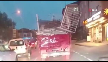 Bursa'da tehlikeli taşımacılık kamerada