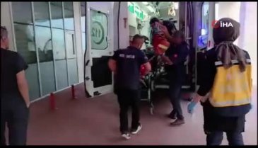 Bursa'da tadilat yaparken elektrik akımına kapılan çift, ağır yaralandı
