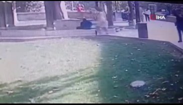 Bursa'da abdest alan adamın cüzdanını çaldılar! O anlar kamerada