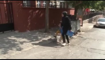 Savaşlardan kaçıp Türkiye'ye sığındılar, 6 yaşındaki İmad okumak istiyor