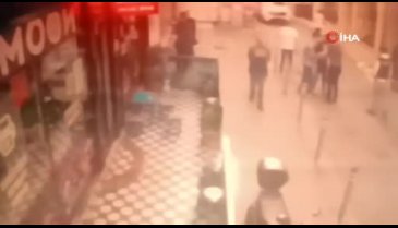 Kocaeli'de arkadaşı tarafından bıçaklandı!