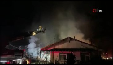 İstanbul'da kömür jeli üretimi yapan fabrika yandı!