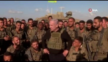 Netanyahu askerleri ziyaret etti: Gazze'yi yakında içeriden de göreceksiniz