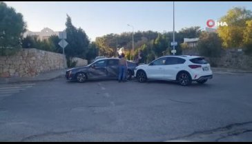 Ünlü oyuncu Esra Akkaya ile oğlu kaza yaptı!