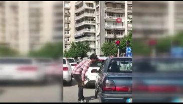 Adana'da trafikte taciz!