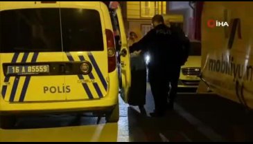 Bursa'da küfür eden eşine sinirlenen kadın eşini bıçakla yaraladı