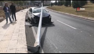 Edirne'de sivrisineği kovmak istedi! Elektrik direğine çarptı