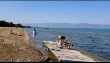 Yazar Demir'in "Mezarlıktaki Müjde" adlı kitabı çıktı
