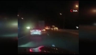 Bursa'da seyir halindeki bir tır alev alev yandı