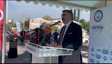 Bursa'da Yıldırım Belediyesi'nden Siteler Mahallesi'ne Halı Saha ve Spor Parkı